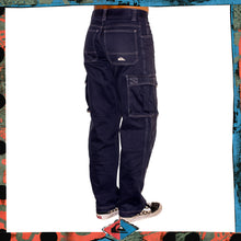 Load image into Gallery viewer, Y2K Quiksilver Cargo Pants (30")