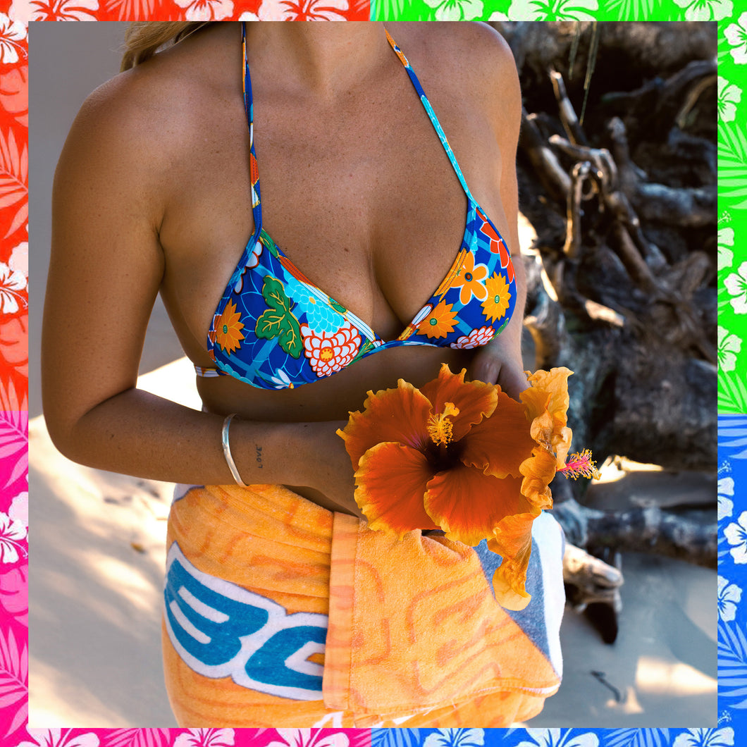 1990's Kulu Atoll Floral Bikini Top (M)