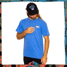Load image into Gallery viewer, Y2K Quiksilver Spellout Graphic Tee (L)
