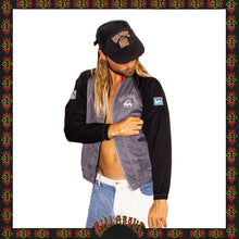 Load image into Gallery viewer, 1988 Billabong Spellout Nylon Jacket (M)
