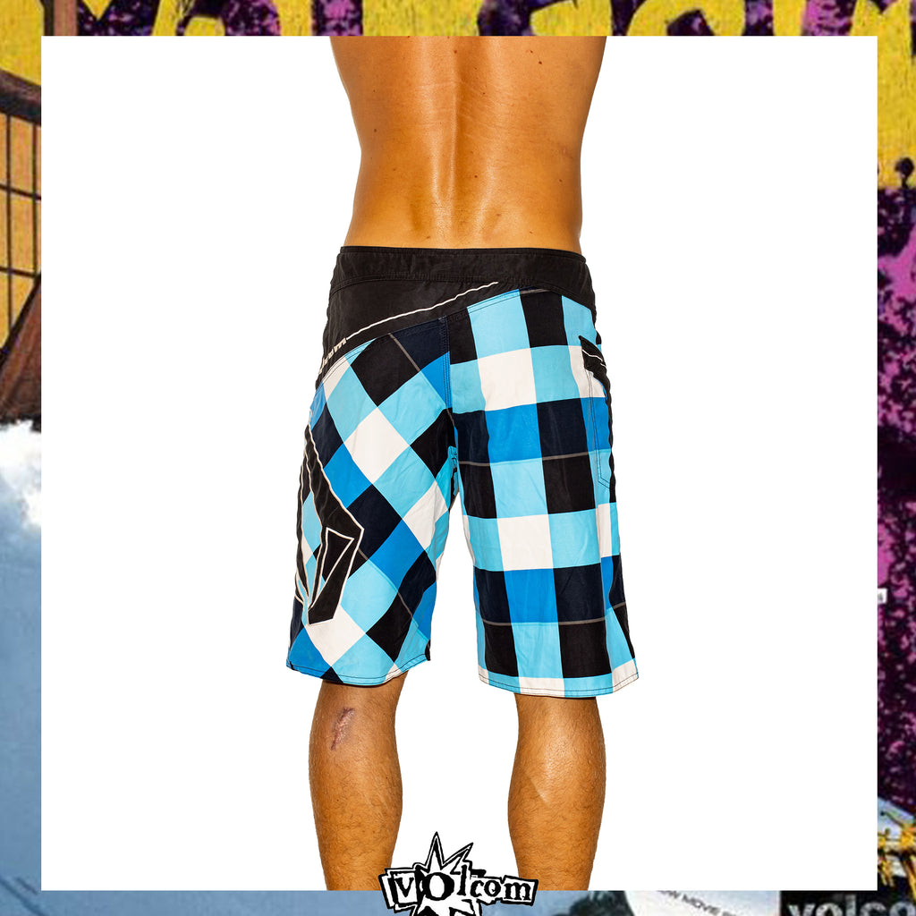 Y2K Volcom Mod Tech Boardies (32")