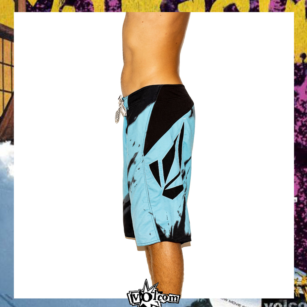 Y2K Volcom "Bruce Irons - Annihilator Signature Series" Boardies (34")