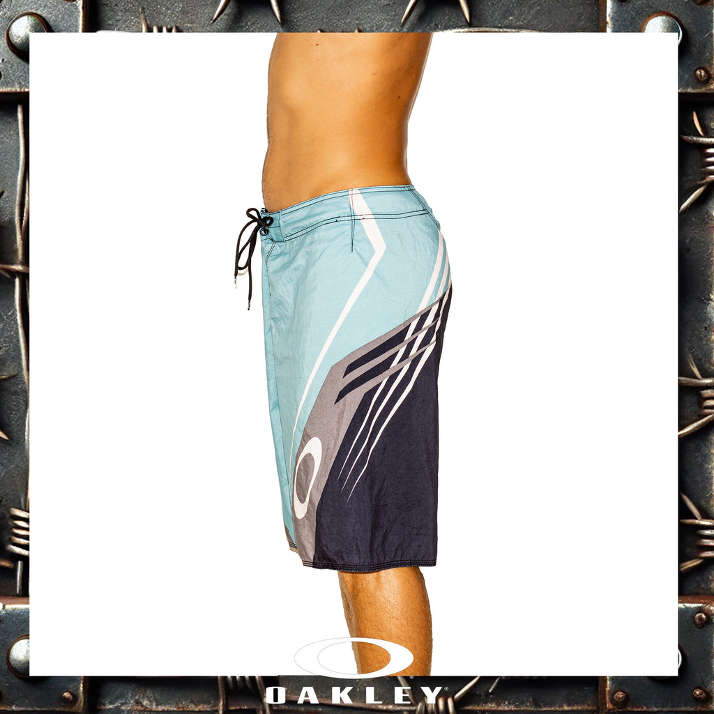 Y2K Oakley Vault Tech Boardies (34")