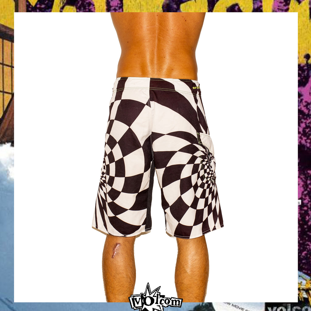 Y2K Volcom "Dean Morrison - Dingo Mod Signature Series" Boardies (32")