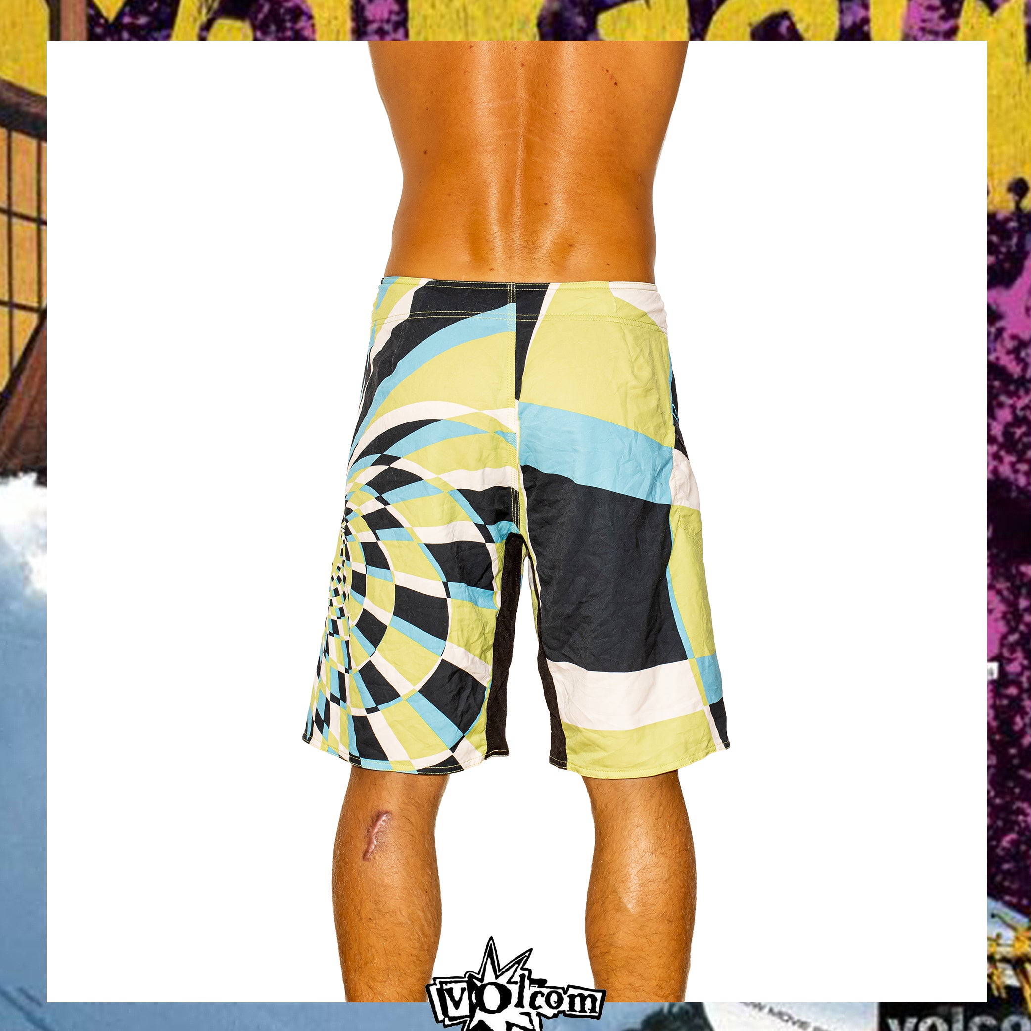 Y2K Volcom "Dean Morrison - Dingo Mod Signature Series" Boardies (32")