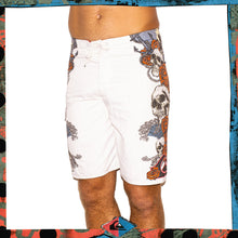 Load image into Gallery viewer, Y2K Quiksilver Tech Boardshorts (28&quot;)
