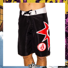 Load image into Gallery viewer, Y2K Volcom &quot;Bruce Irons Signature Series&quot; Boardshorts (31&quot;)
