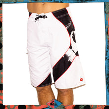 Load image into Gallery viewer, Y2K Quiksilver Tech Boardshorts (30&quot;)
