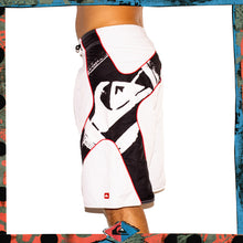 Load image into Gallery viewer, Y2K Quiksilver Tech Boardshorts (30&quot;)
