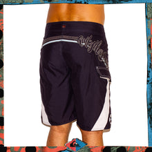 Load image into Gallery viewer, Y2K Quiksilver Tech Boardshorts (30&quot;)
