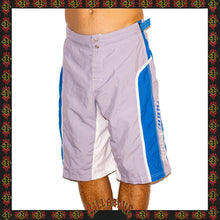 Load image into Gallery viewer, Y2K Billabong Supreme Tech Boardshorts (32-34&quot;)
