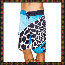 Load image into Gallery viewer, Y2K Billabong &quot;Taj Burrow - Tiger Signature Series&quot; Boardshorts (32&quot;)
