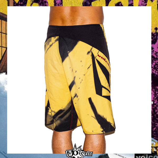 Y2K Volcom "Bruce Irons - Signature Series" Boardshorts (33")