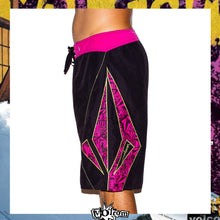 Load image into Gallery viewer, Y2K Volcom Mod Tech Boardshorts (33&quot;)
