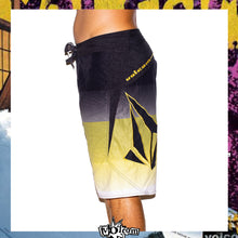 Load image into Gallery viewer, Y2K Volcom Mod Tech Boardshorts (34&quot;)
