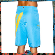 Load image into Gallery viewer, Y2K Quiksilver Tech Boardshorts (34&quot;)
