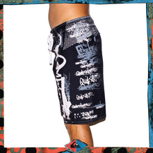 Load image into Gallery viewer, Y2K Quiksilver Tech Boardshorts (34&quot;)
