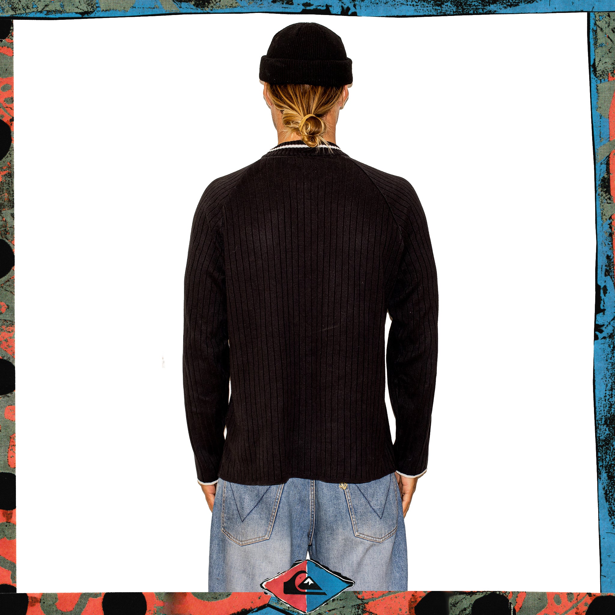 Y2K Quiksilver "Forseen" Script Knit (L)
