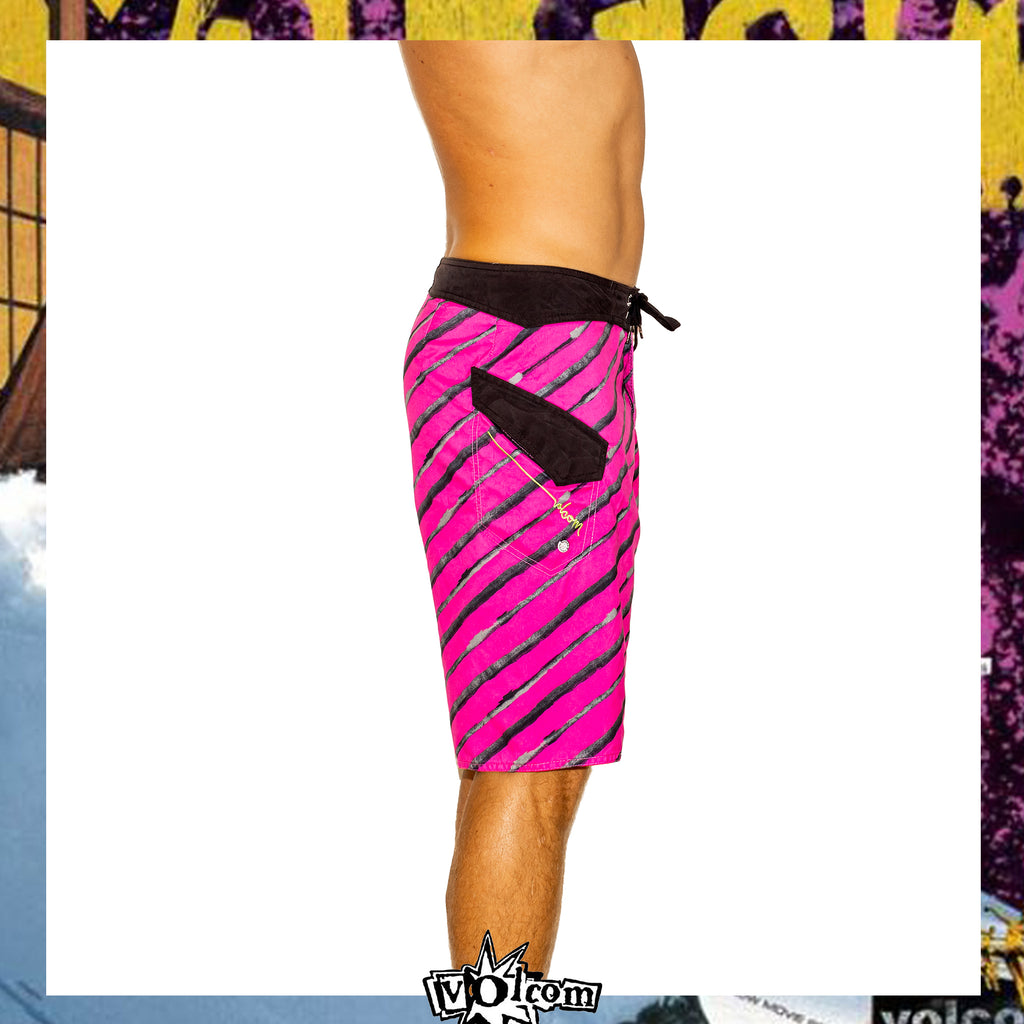 Y2K Volcom Foster Lines Mod Boardies (30")