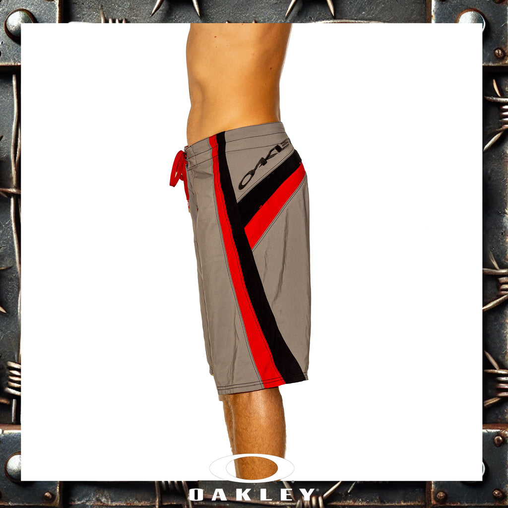 Y2K Oakley Airlite Tech Boardies (30")