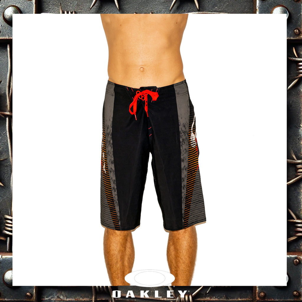 Y2K Oakley Airlite Tech Boardies (33")