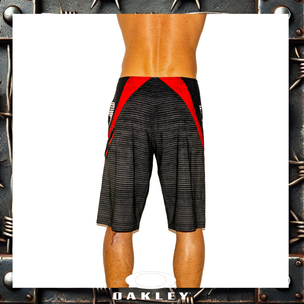 Y2K Oakley Airlite Tech Boardies (33")