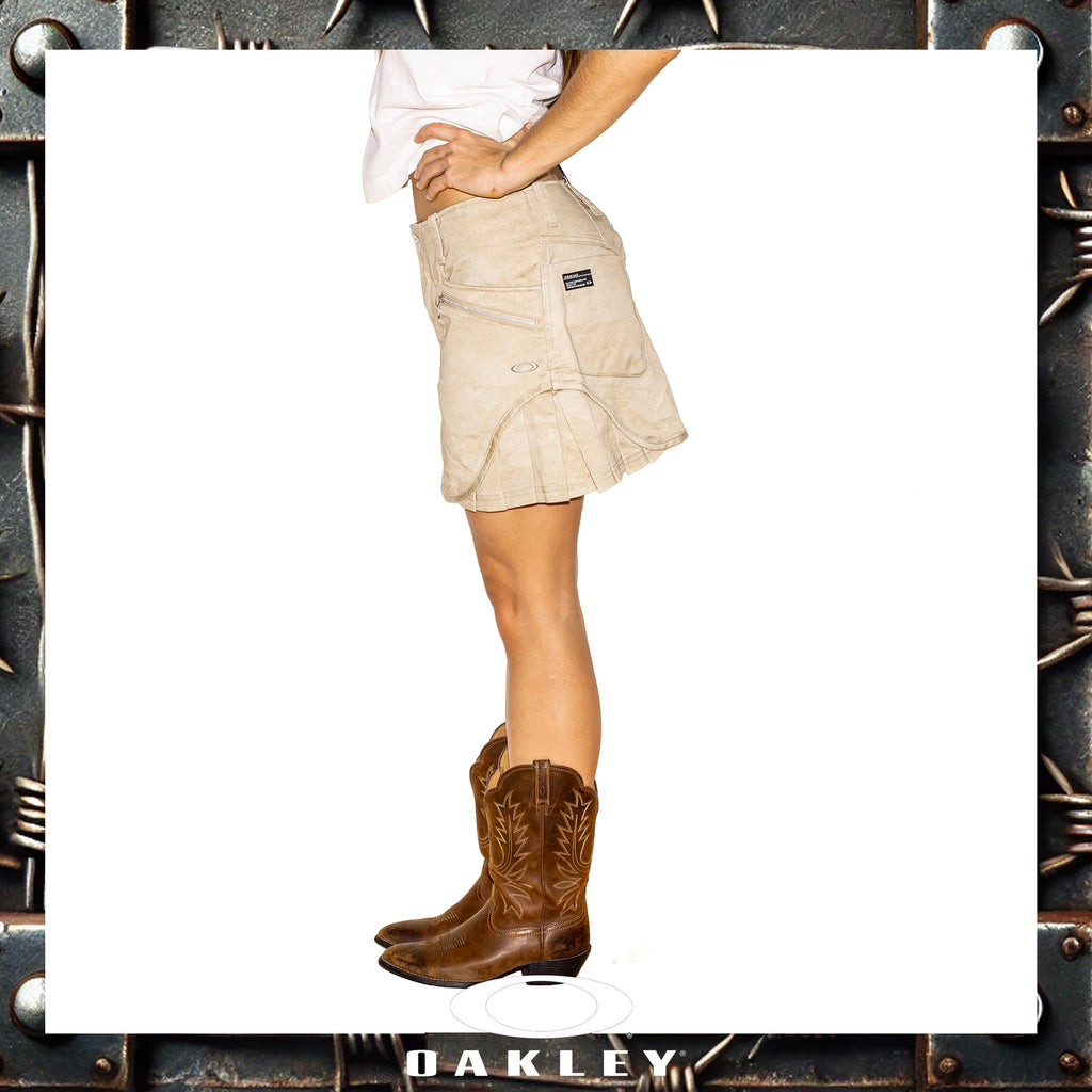 Y2K Oakley Pleated Mini Skirt (29")