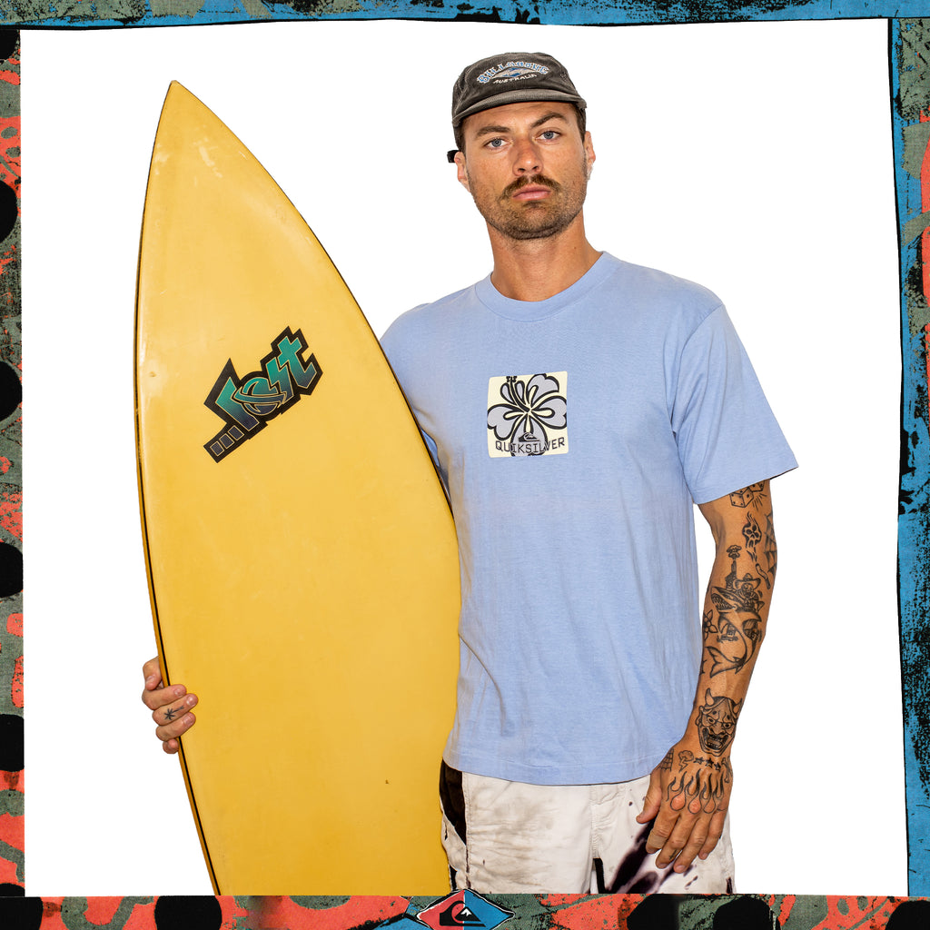 1990's Quiksilver "Hibiscus" Graphic Tee (M)