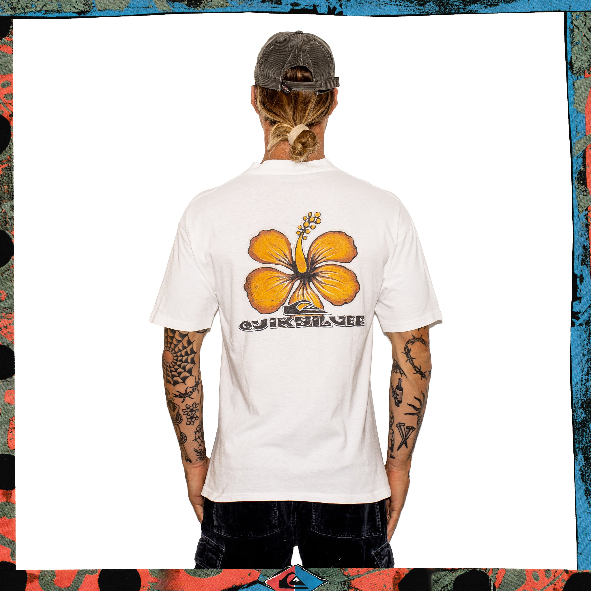 1995 Quiksilver "Hibiscus" Graphic Tee (L)