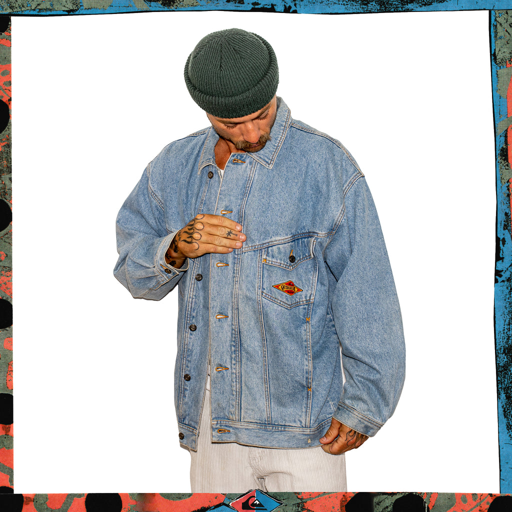 1990's Quiksilver "QSD" Denim Jacket w/ Plaid Lining (XL)