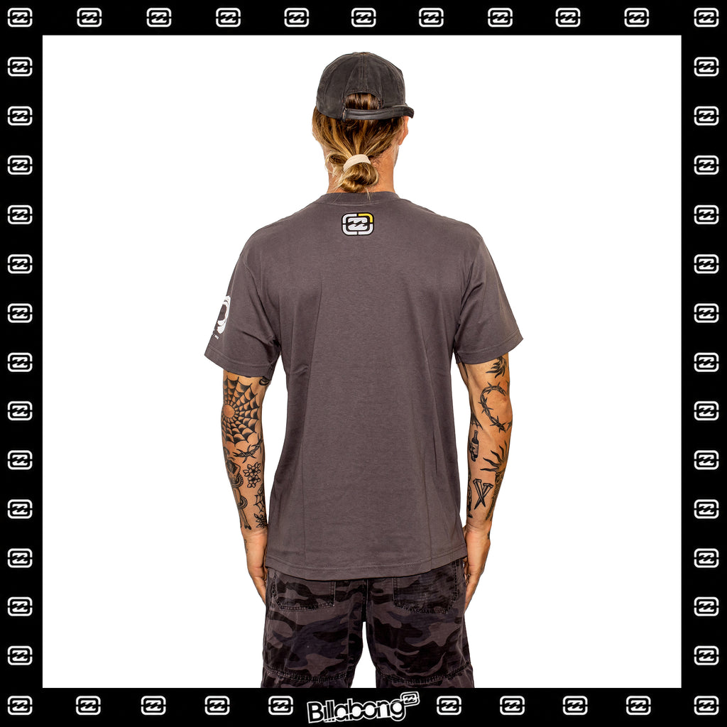 2002 Billabong "NSA - Japan" Spellout Tee (L)