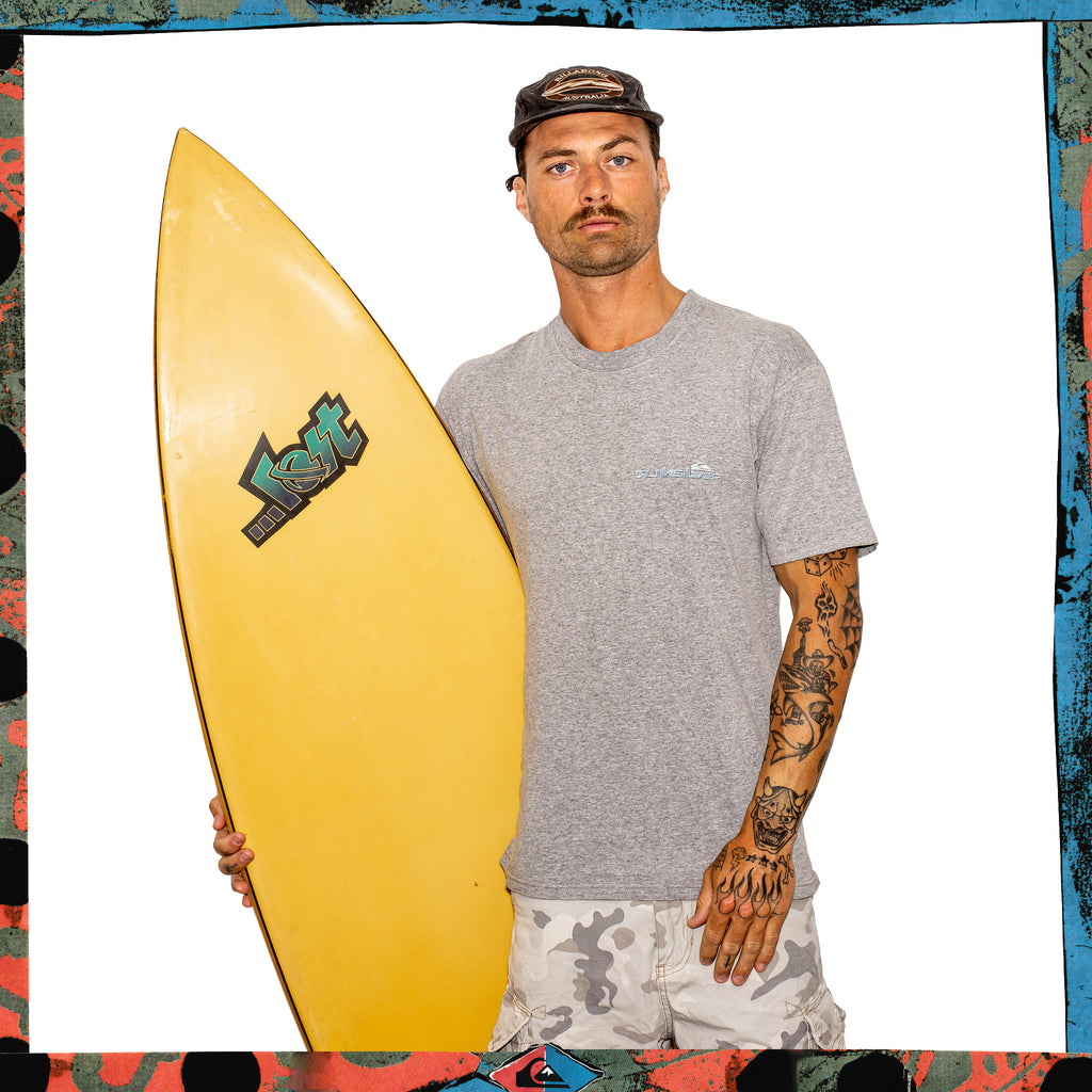 90's Quiksilver "Tom Carroll" Graphic Tee (M-L)