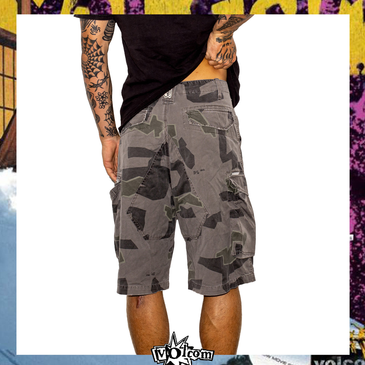 Y2K Volcom Scout Camo Cargo Shorts (34")