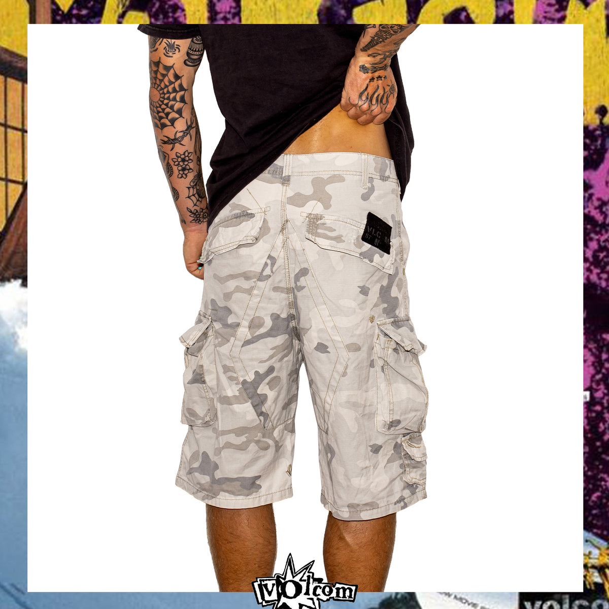Y2K Volcom Scout Camo Cargo Shorts (32")