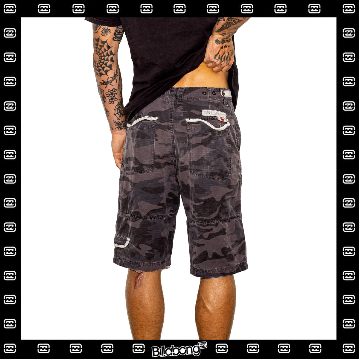 Y2K Billabong Camo Cargo Shorts (30")