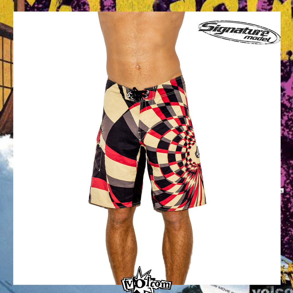 Y2K Volcom "Dean Morrison - Dingo Mod Signature Series" Boardies (30")