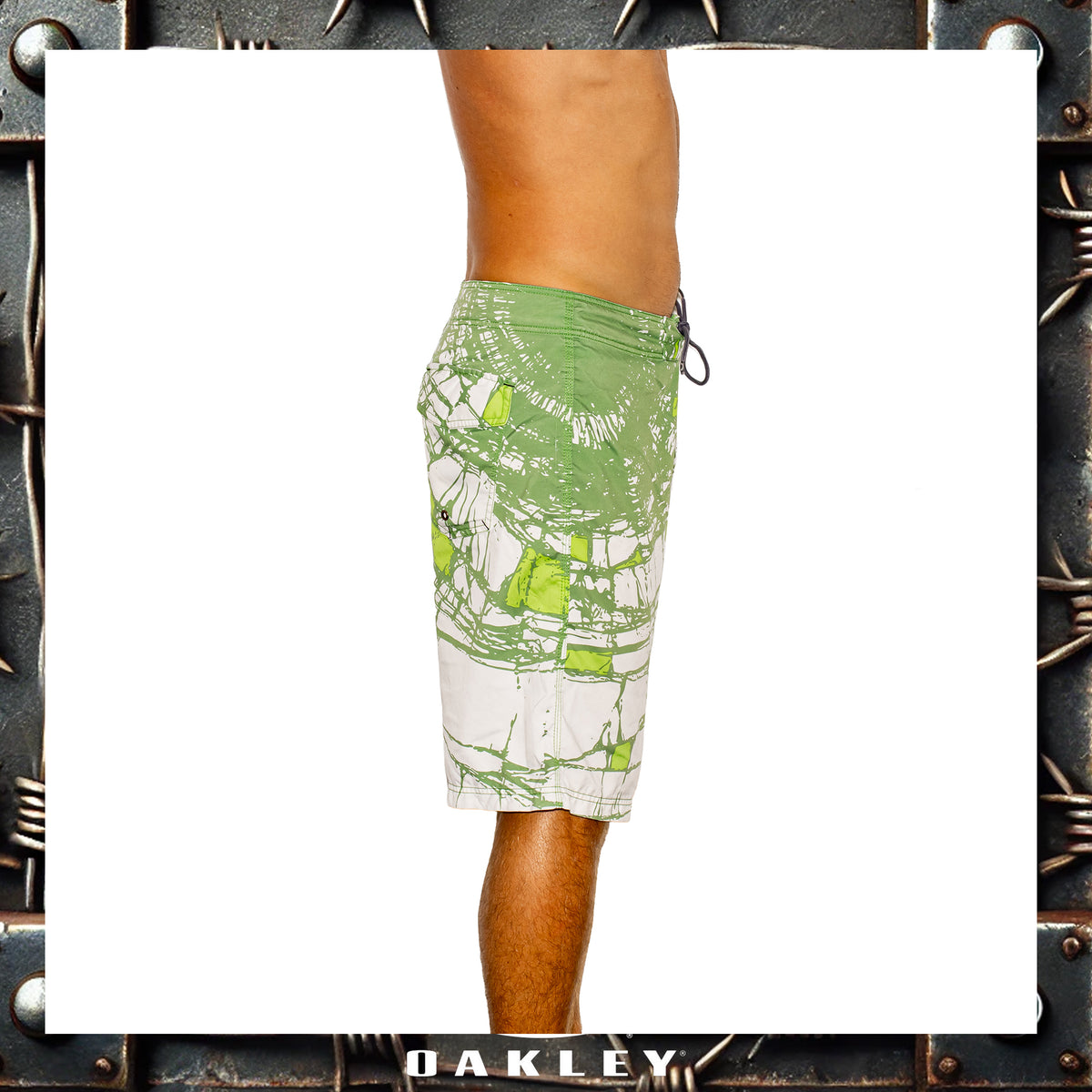 Y2K Oakley Vault Tech Boardies (34")