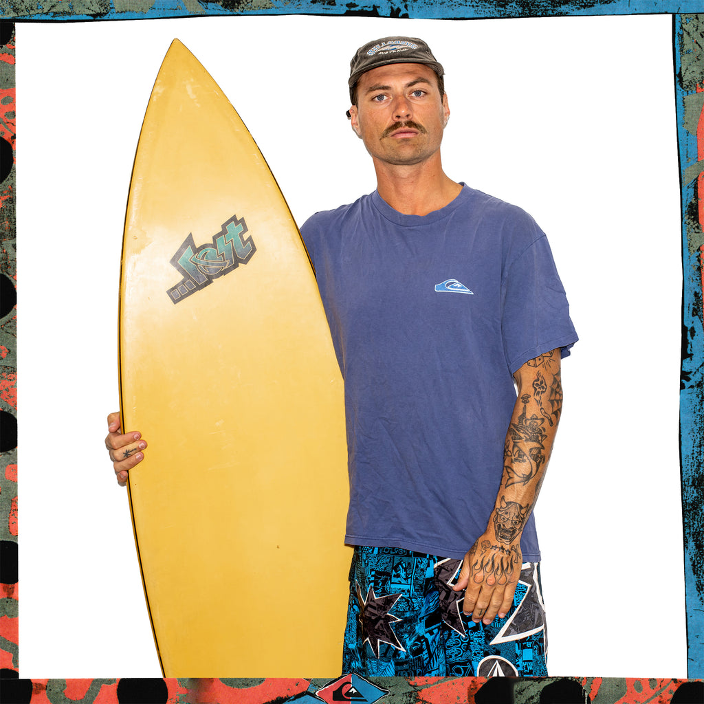 90's Quiksilver Spellout Tee (M-L)