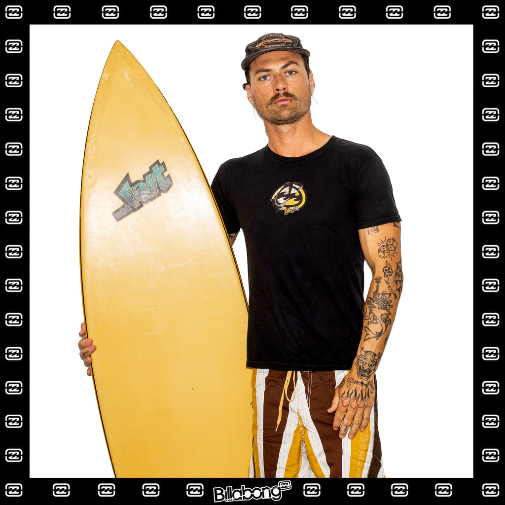 Y2K Billabong Graphic Tee (M)