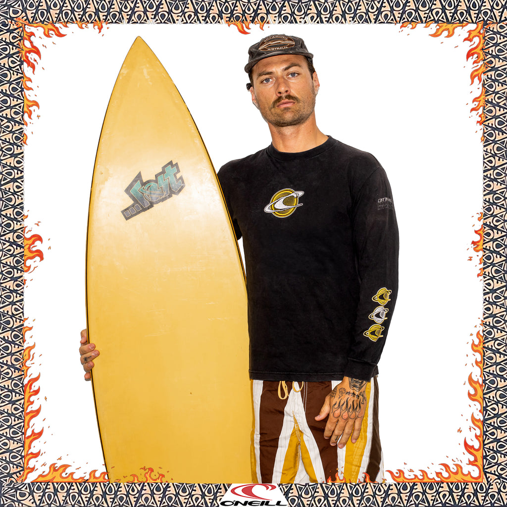Y2K O'Neill "Triple Hit" Graphic Tee (M)