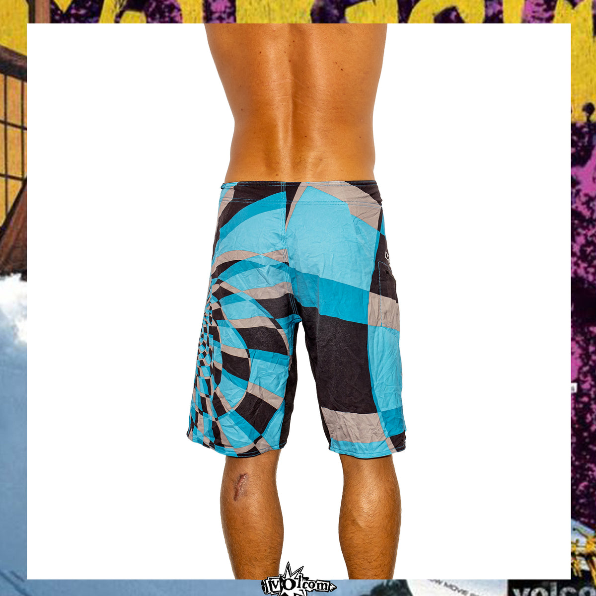Y2K Volcom "Dean Morrison - Dingo Mod Signature Series" Boardies (34")
