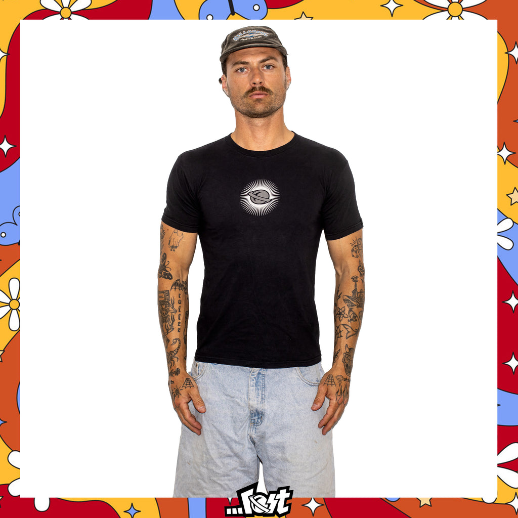 Y2K Lost Enterprises "Pin Up Girl" Graphic Tee (S)