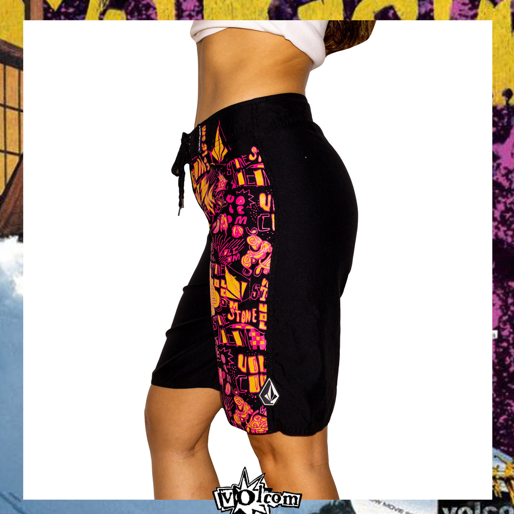 Y2K Volcom Mod Tech Boardies (27")