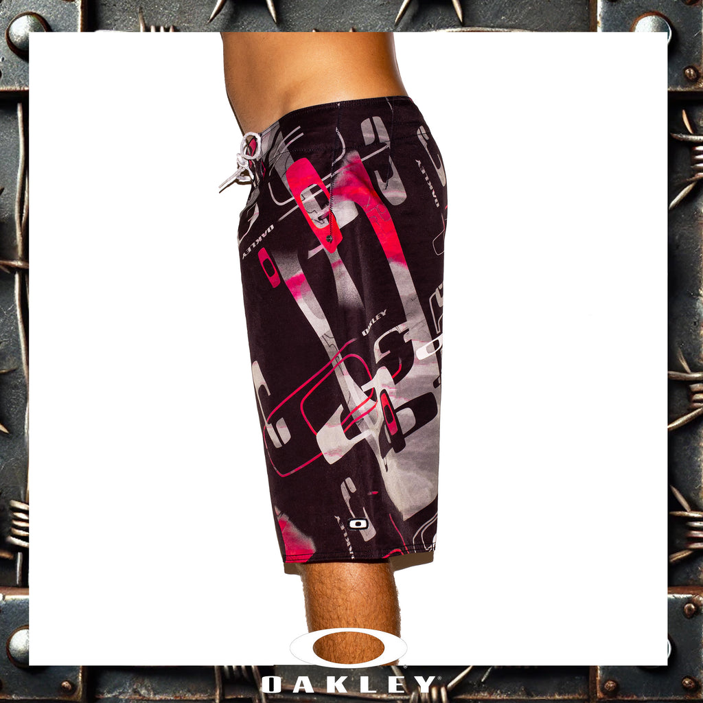 Y2K Oakley Vault Tech Boardies (36")