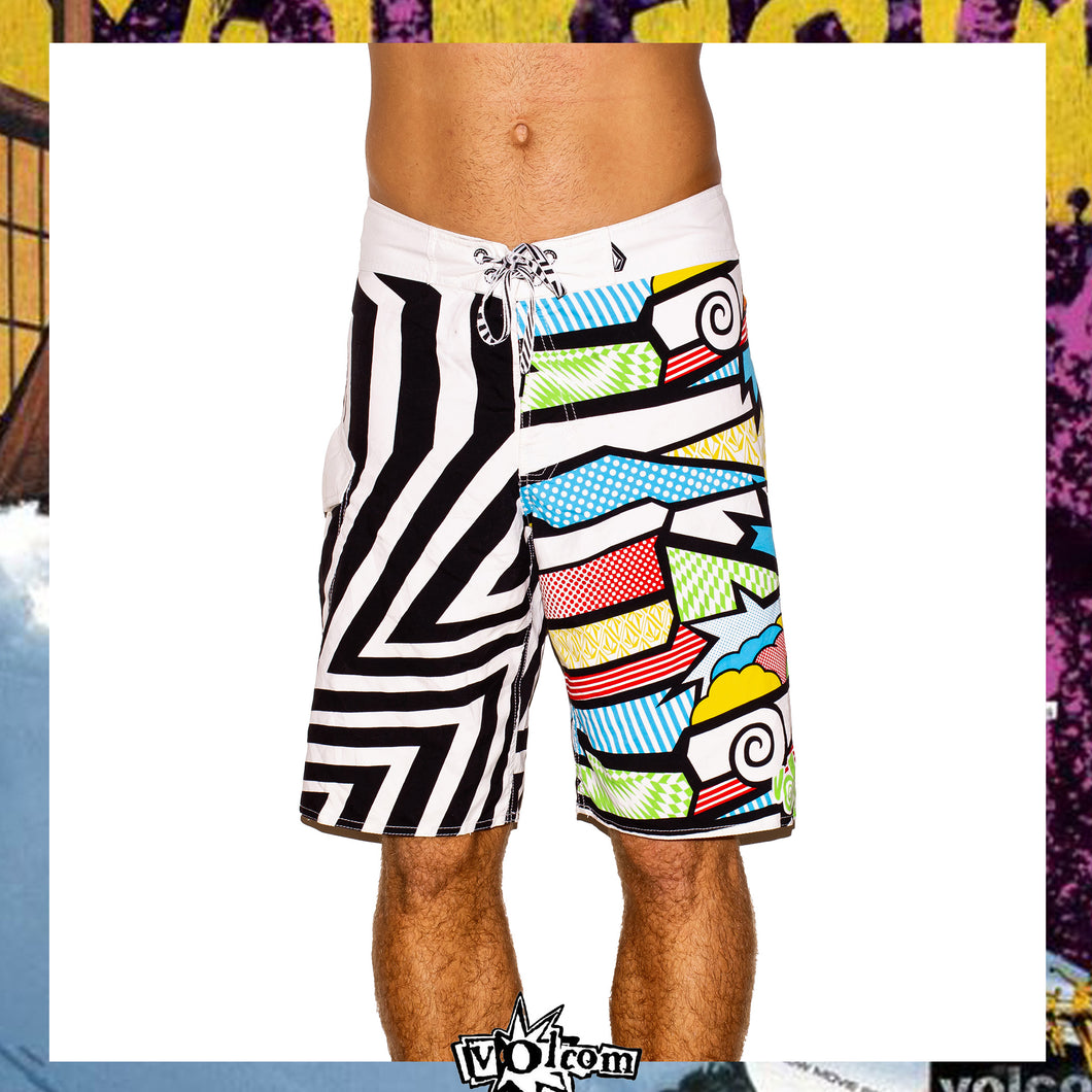 Y2K Volcom Comicazee Mod Tech Boardies (30