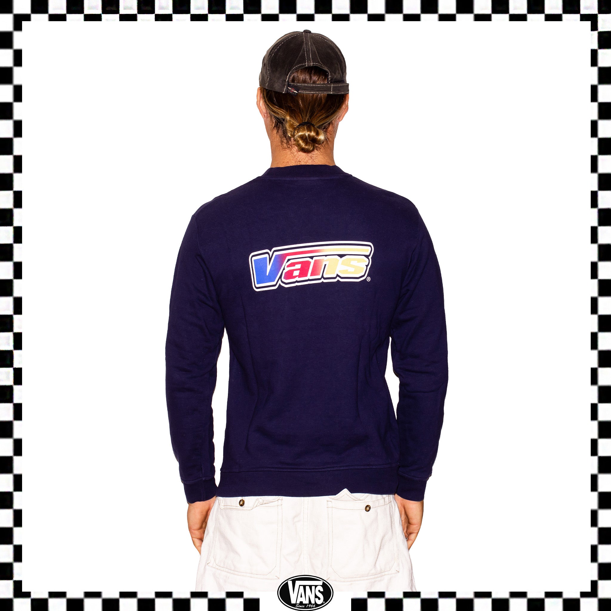 1990's VANS Off The Wall Spellout Sweatshirt (M)