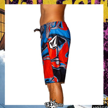 Load image into Gallery viewer, Y2K Volcom &quot;Mitch Coleburn - Annihilator Signature Series&quot; Boardies (32&quot;)
