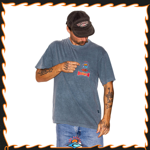 1990's Rip Curl Spellout Graphic Tee (L) *RARE*