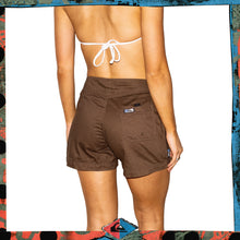 Load image into Gallery viewer, 1990&#39;s Quiksilver Short Shorts (28&quot;)
