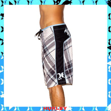 Load image into Gallery viewer, Y2K Hurley Plaid Tech Boardies (32&quot;)
